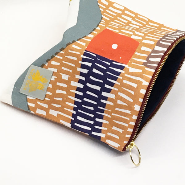 Flat Pouch: Tridacninae