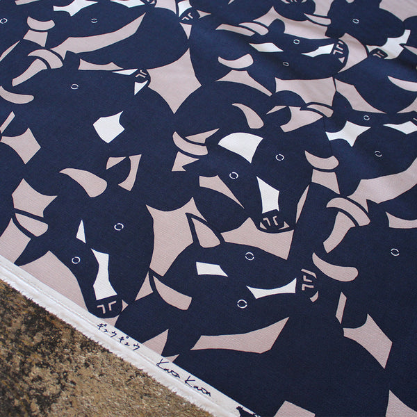A4  Flat Tote Bag: GyuGyu Navy