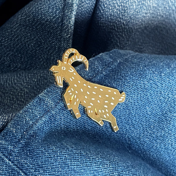 ENAMEL PIN: Goat